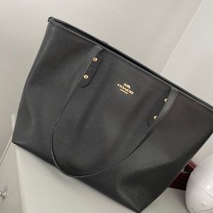 Coach Tote